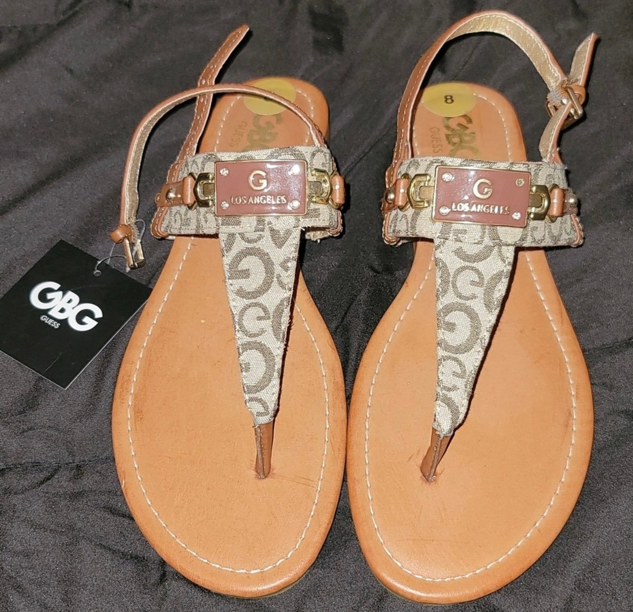 GUESS Womens Auran Gold Multi Suede Sandal 6.5 M GUESS Womens Auran Gold Multi Suede Sandal 6.5 M