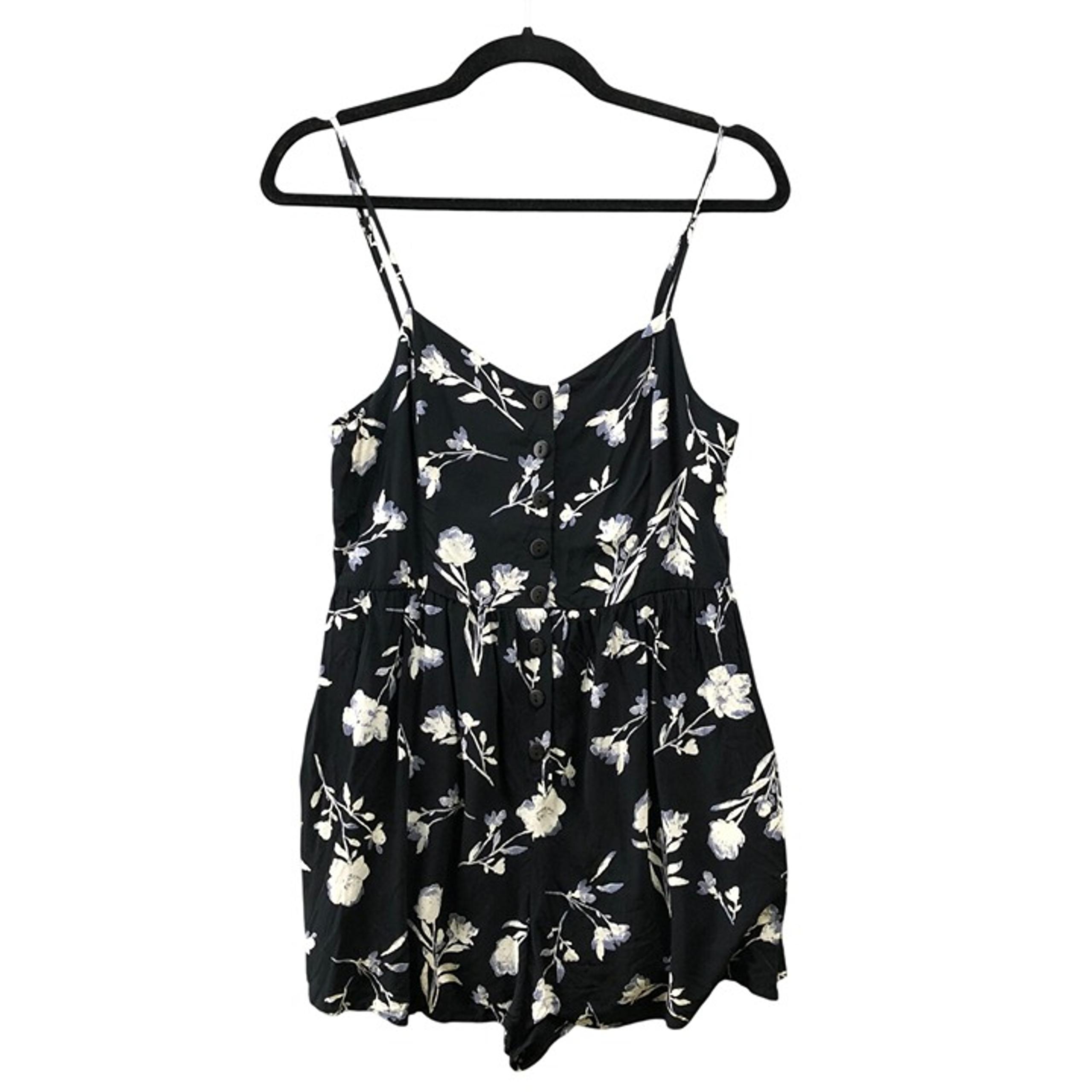 Urban Outfitters Cami Romper Womens M Black Floral V-Neck Rayon Smocked