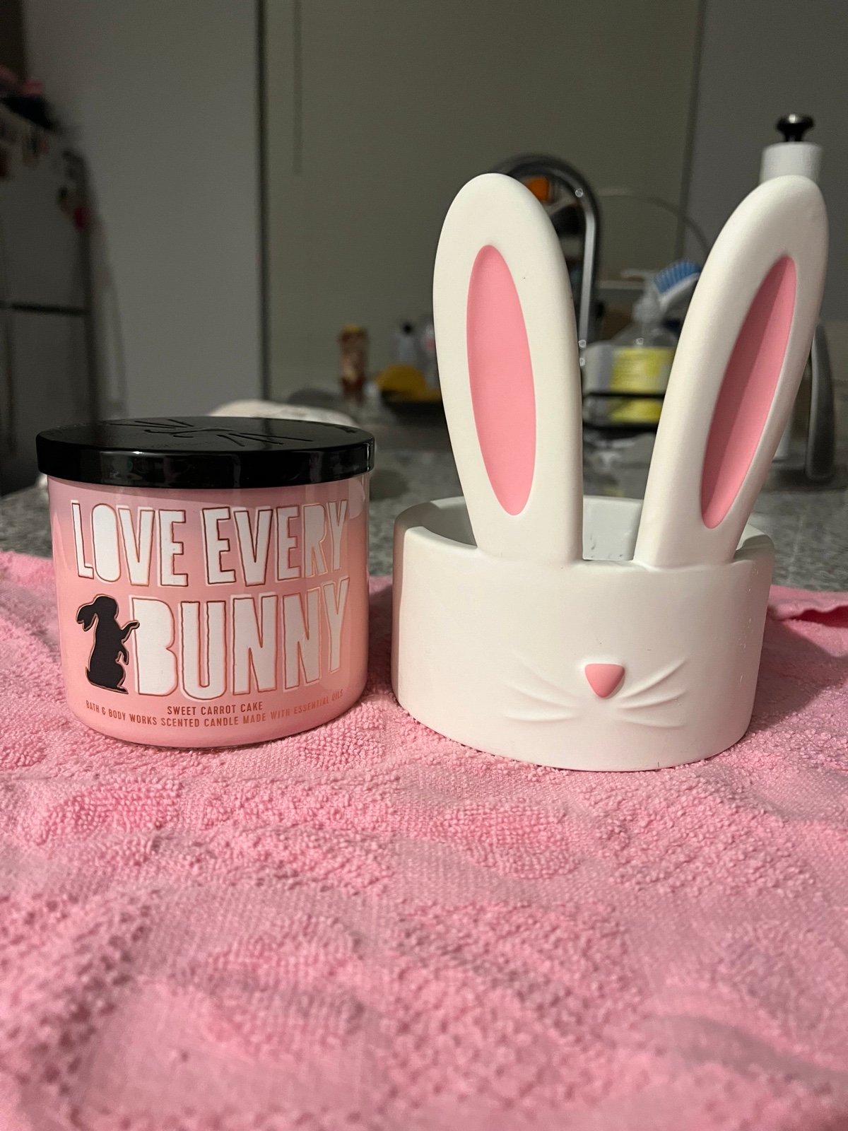 Bath and Body Works candle holder