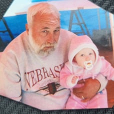 Personalized memorial plaques