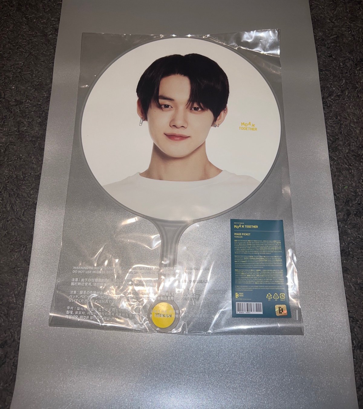 TXT Yeonjun MoaXtogether imagine picket