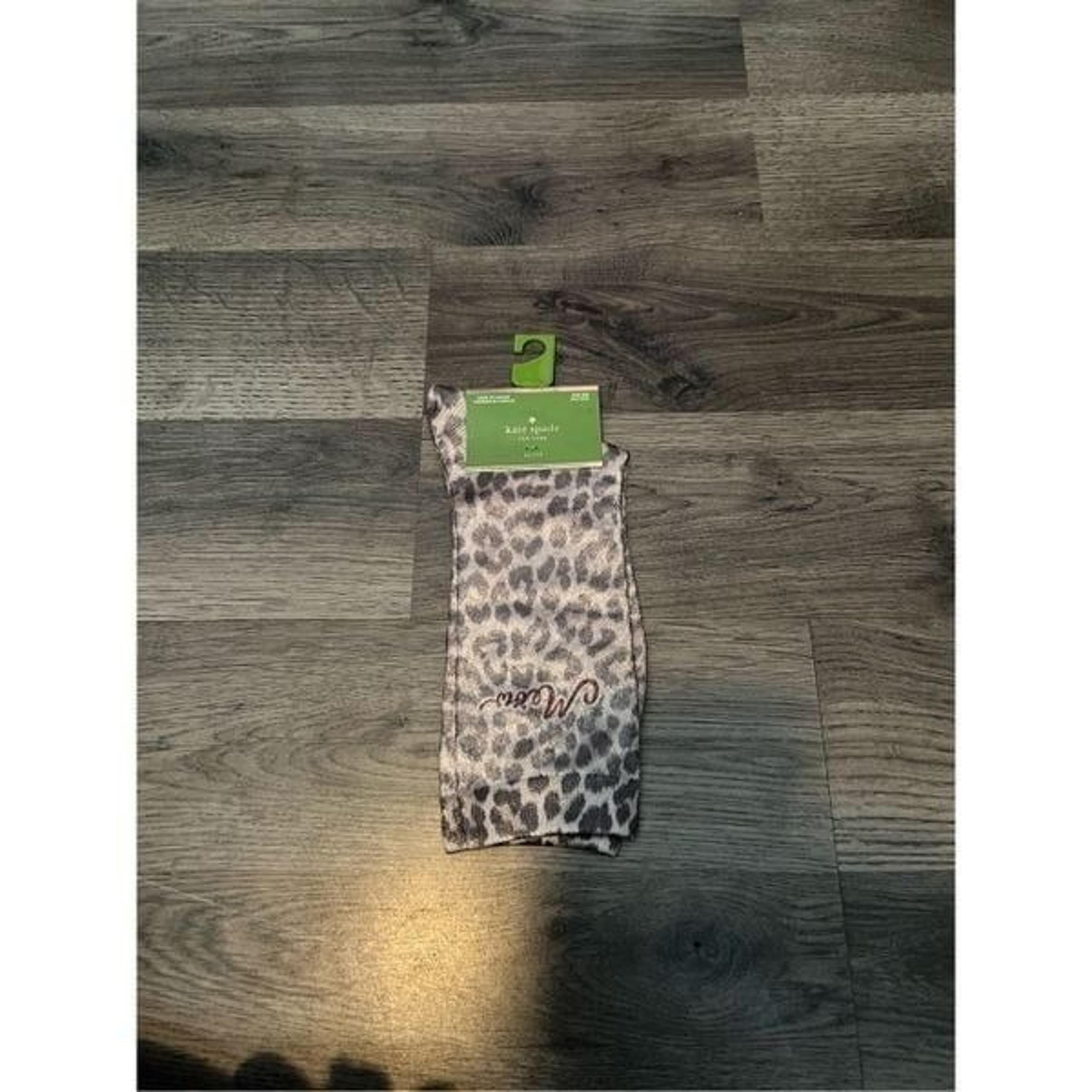 Kate Spade Leopard Meow Crew Socks Woman’s One Size (4-10)NEW
