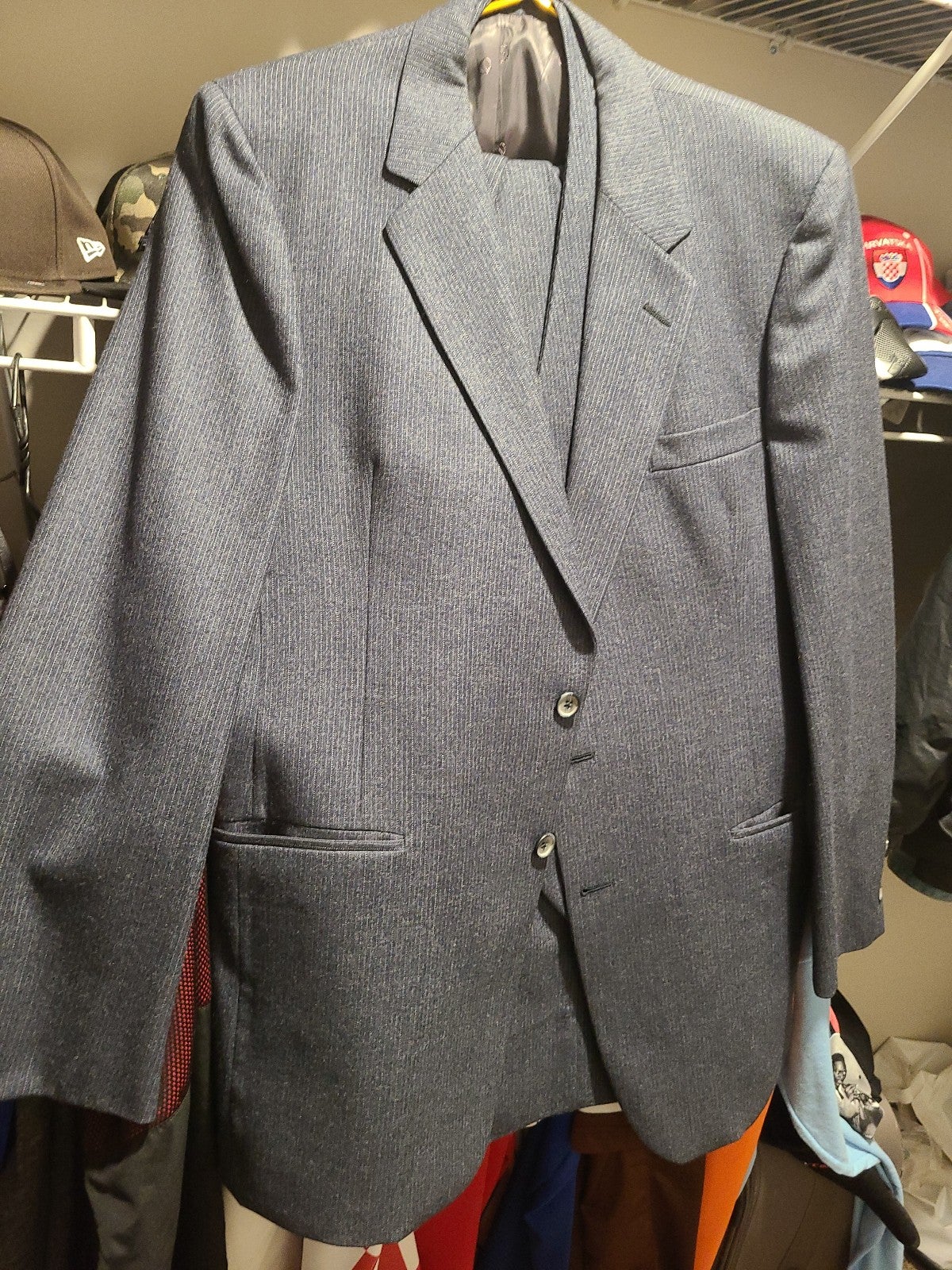 Christian dior suit