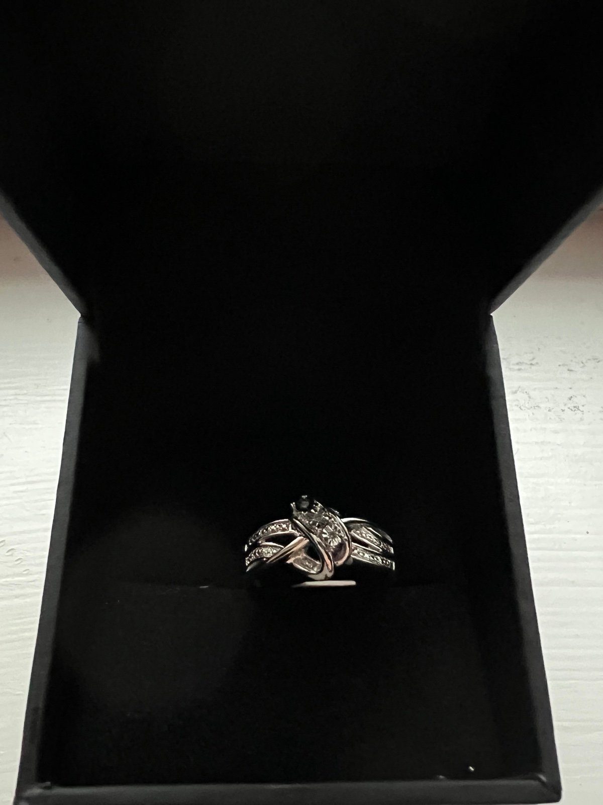 Zales twisted diamond sterling silver ring new 7