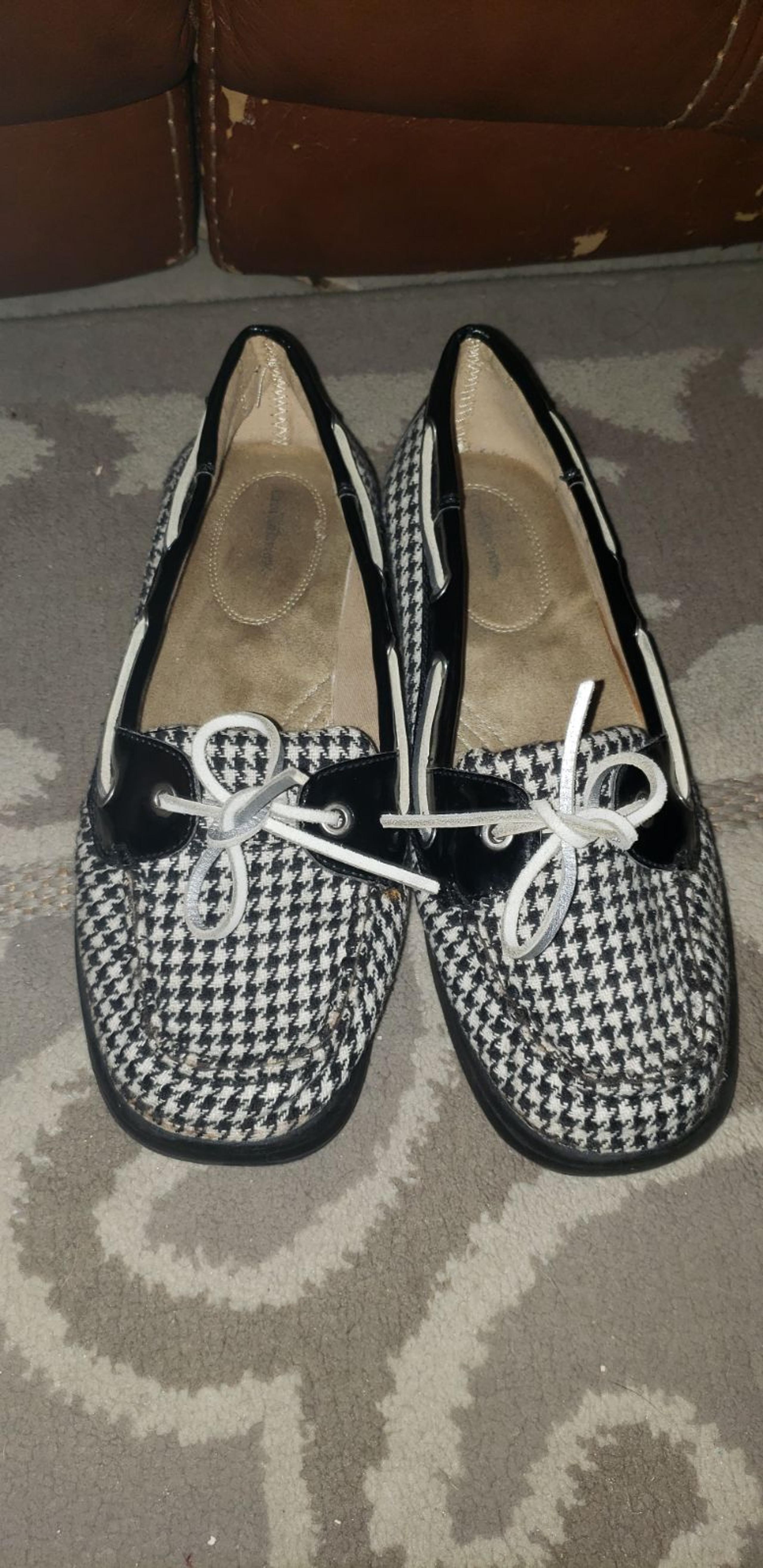 Croft and Barrow Slip ons