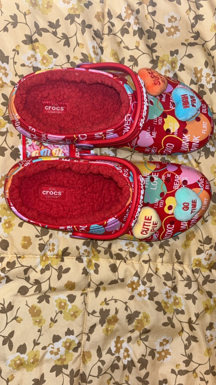 Sweethearts crocs