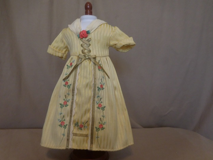 American Girl Felicity Doll Tea Lesson Gown Outfit Yellow Flower Dress Vintage