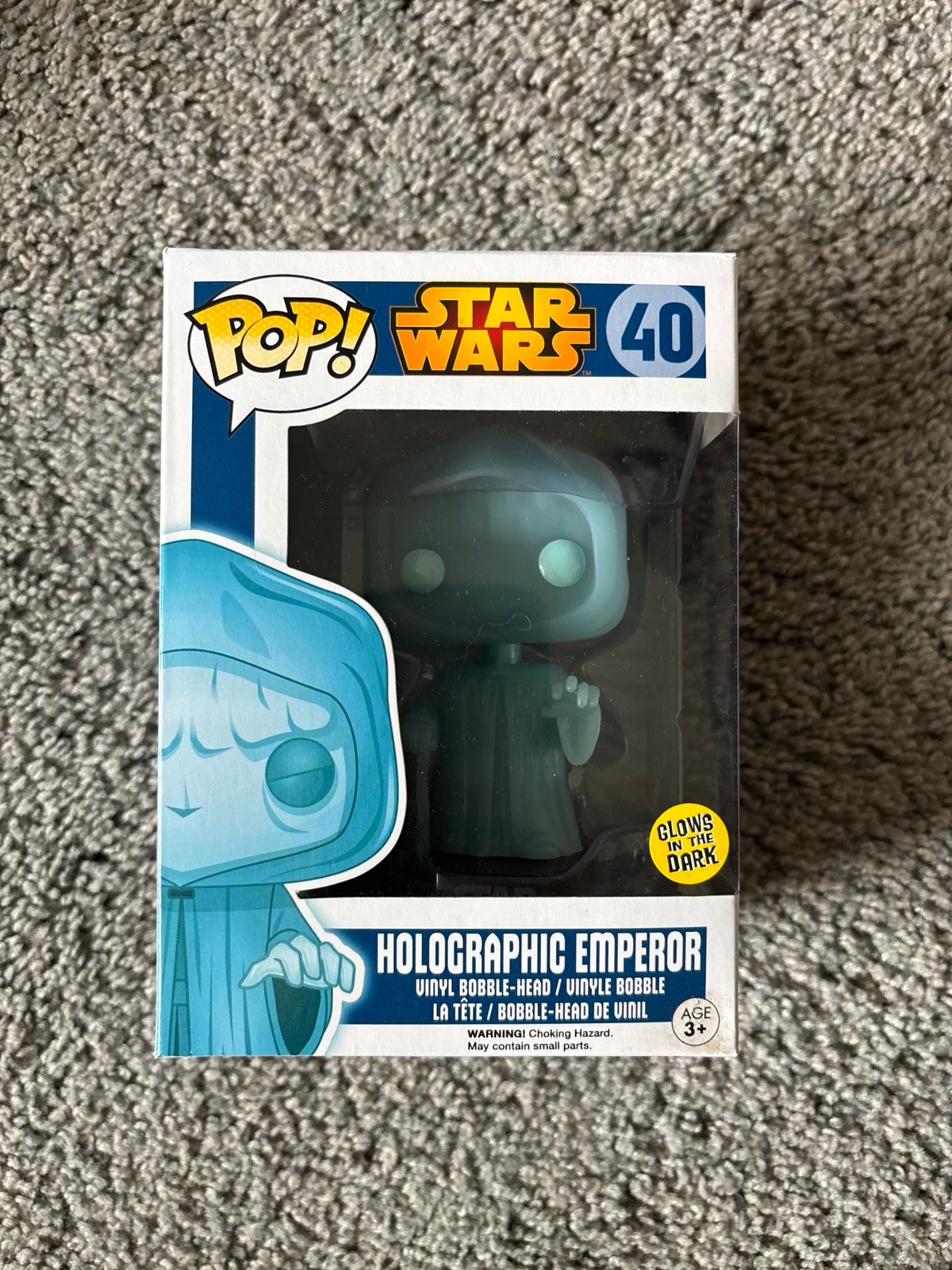 Holographic Emperor GITD Funko 40