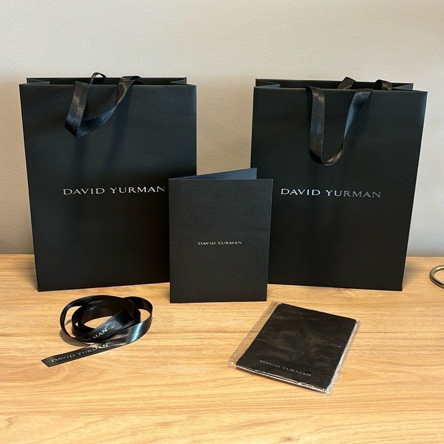 DAVID YURMAN gifting set -bags, ribbon, card, and cleaning cloth, black & silver