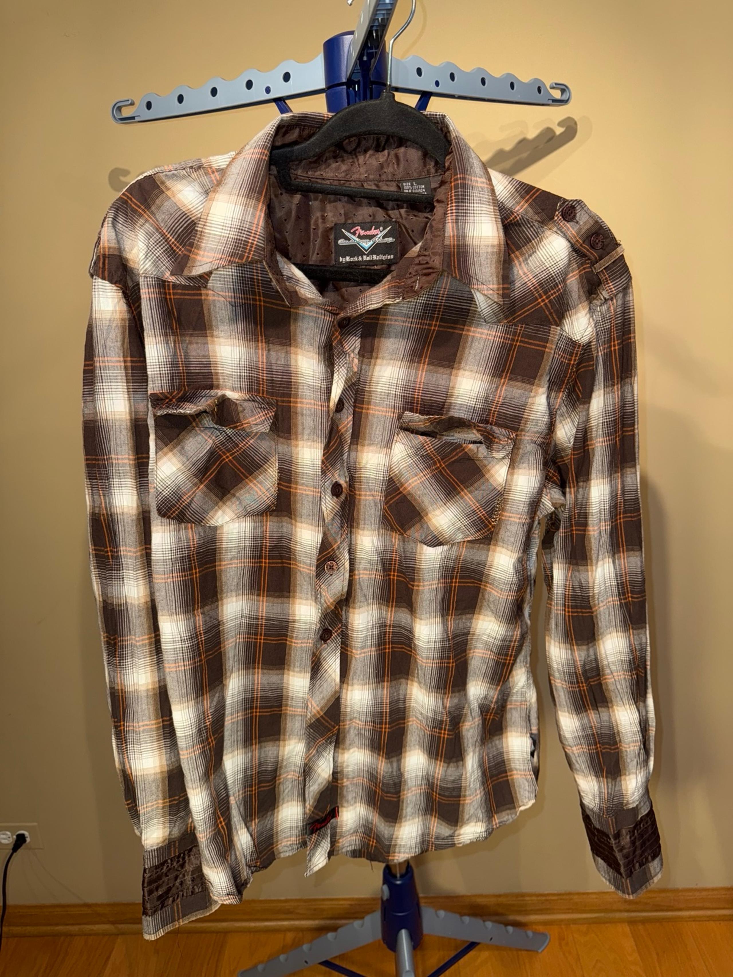 Fender Button-Up Long Sleeve Men’s Collared Shirt, Embroidered Cross, Large