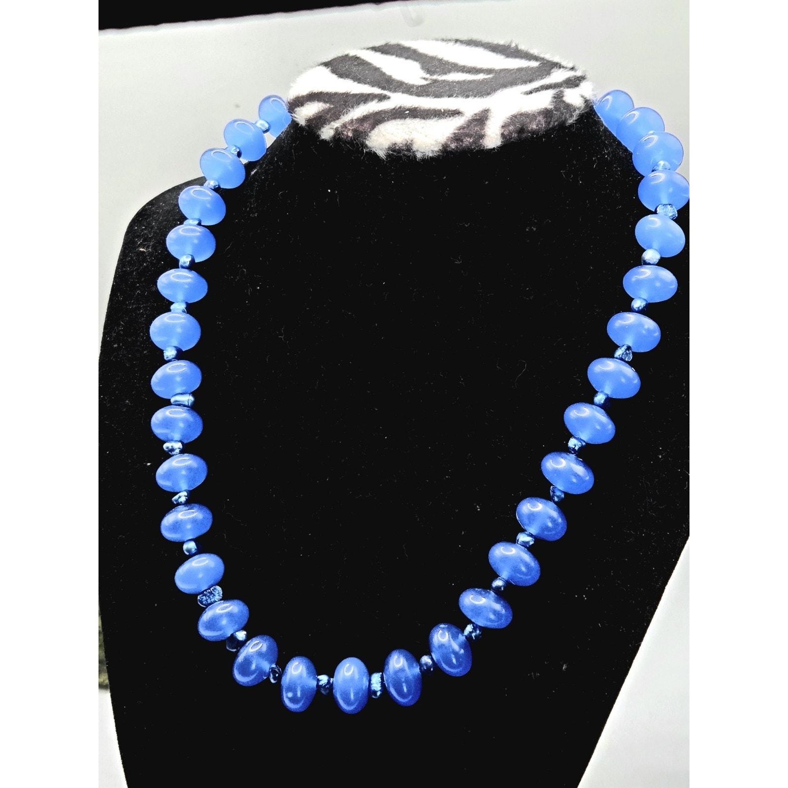 Vtg Blue Gemstone Chalcedony ? Jade? Freshwater Pearl Beaded Toggle Necklace