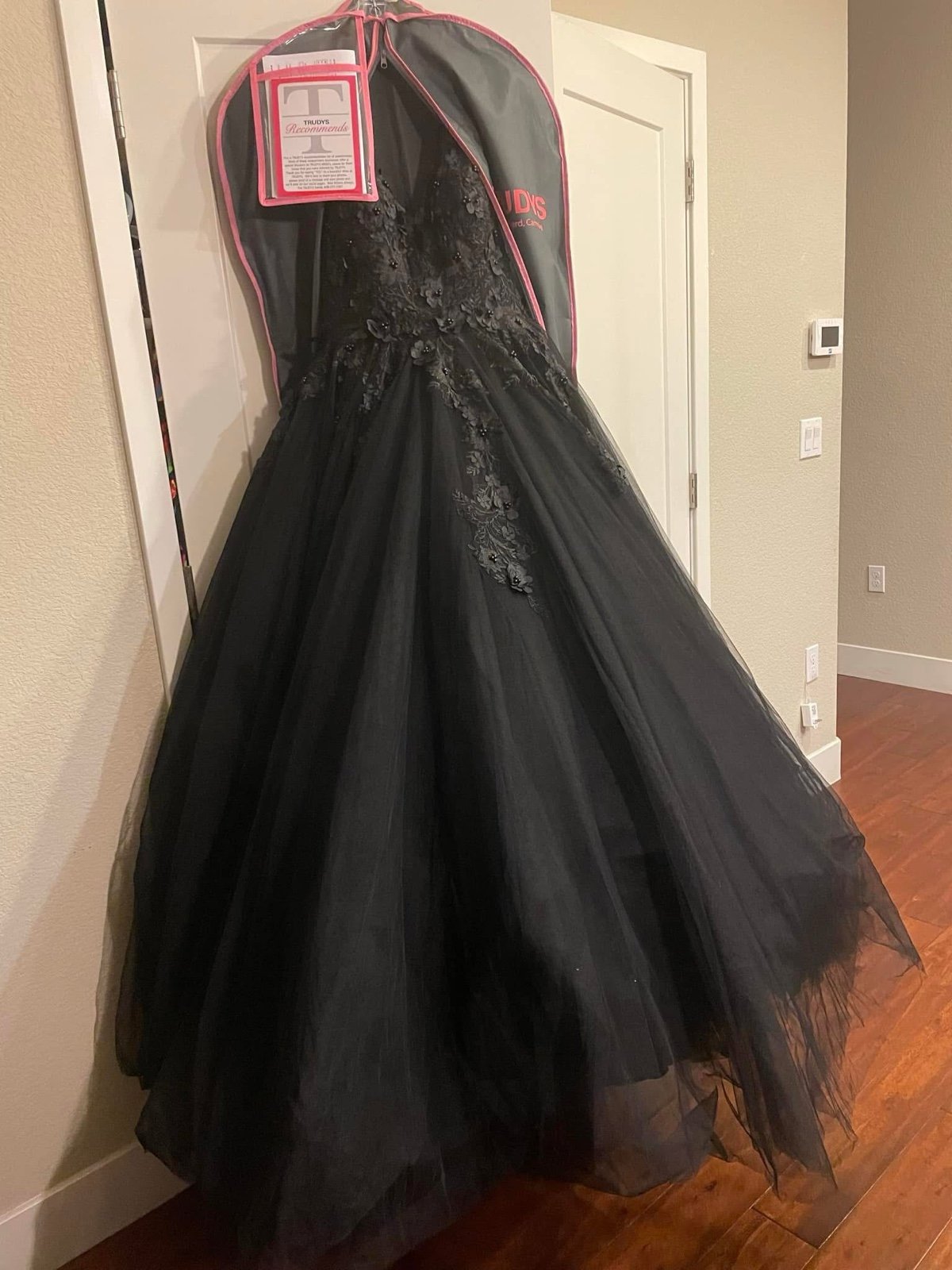 Black Prom dress