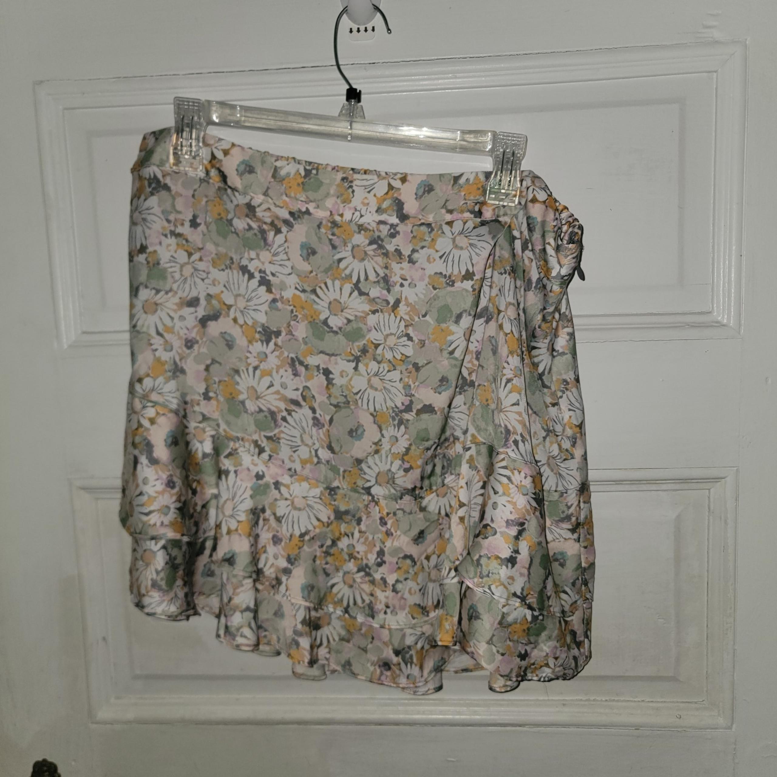 XXL Lauren Conrad Mini Skirt