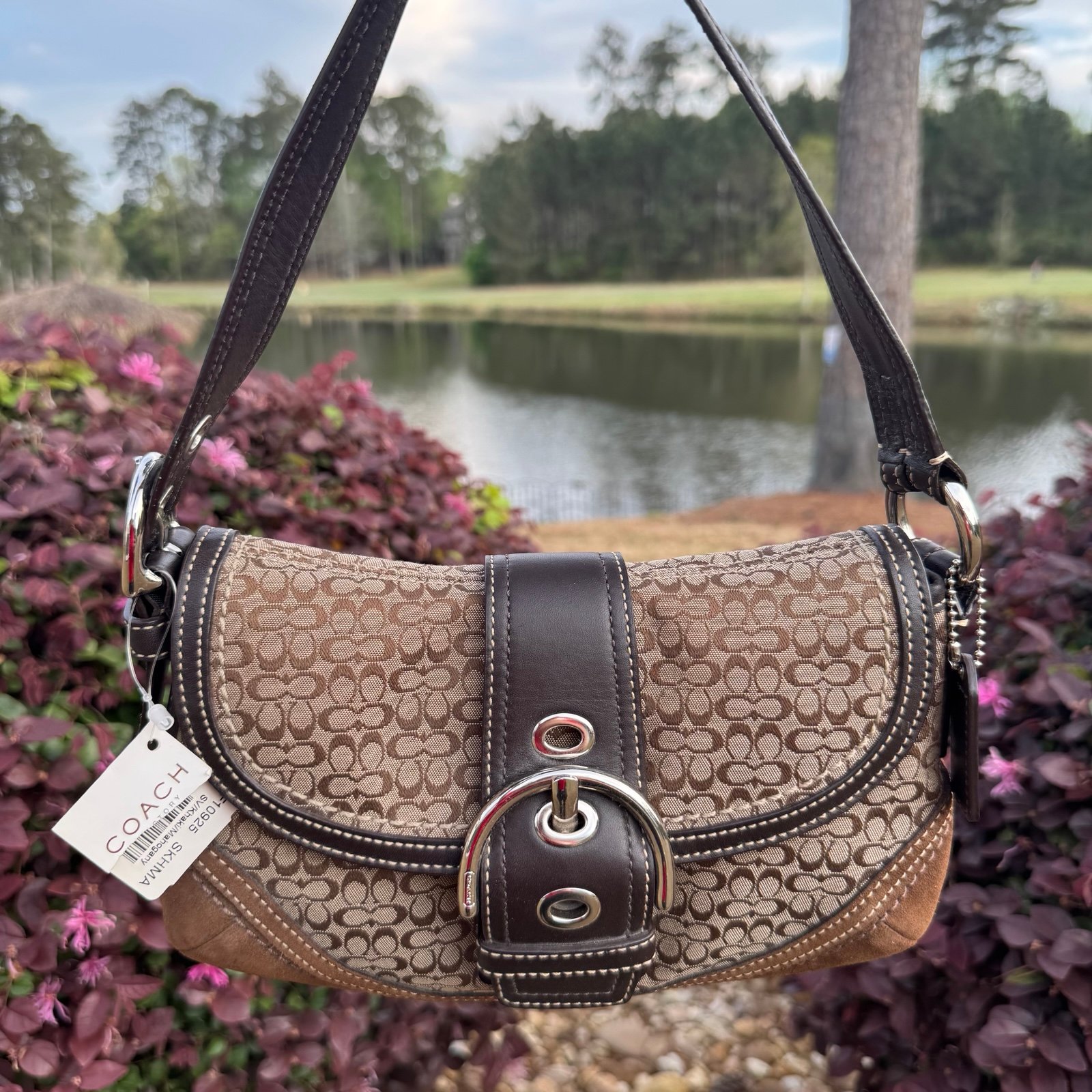 極美品 Coach Soho Signature Handbag Brown Coach Soho Signature Jacquard Brown Gold Leather Trim Hand