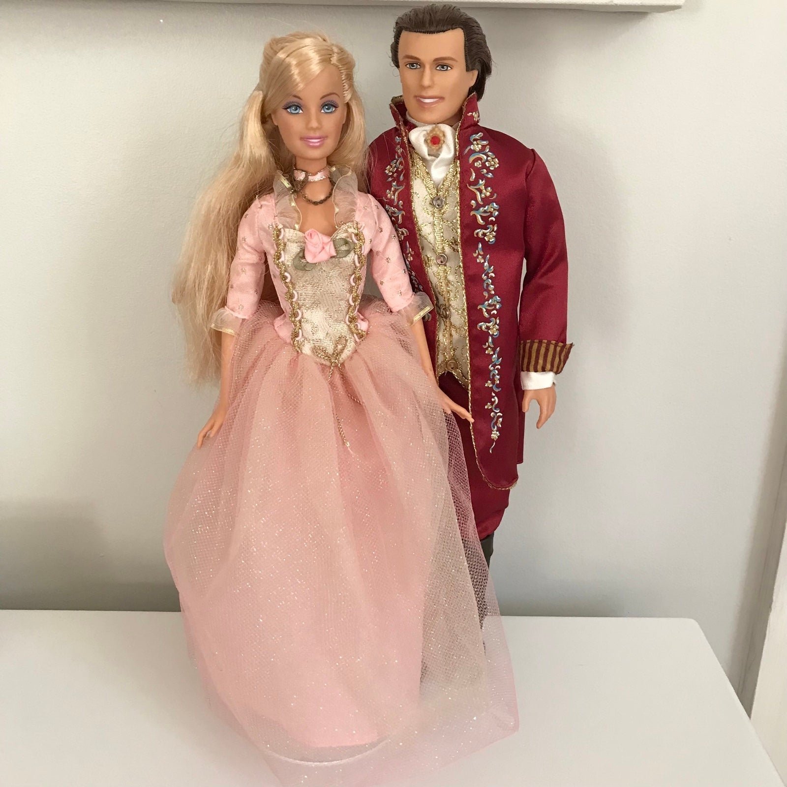 Barbie The Princess and the Pauper Anneliese King Dominick Doll 2004 Works!