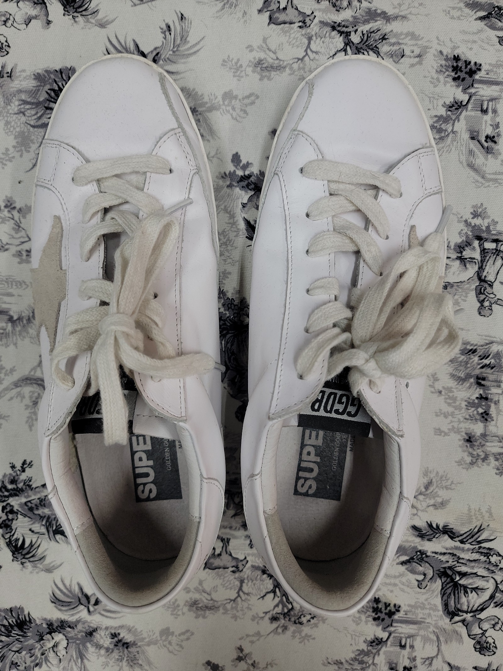 Golden goose 40