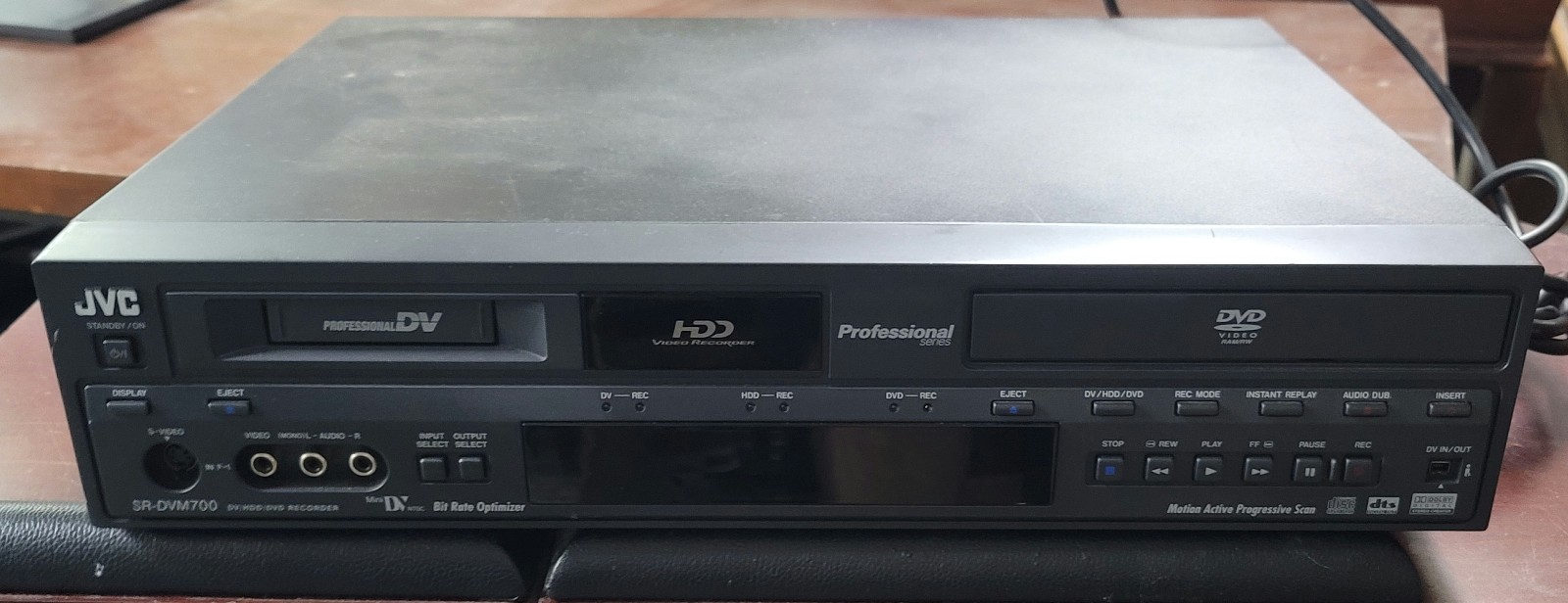 JVC SR-DVM700 U HDD/DV/DVD Recorder AS-IS Turns On DVD Player Ejects