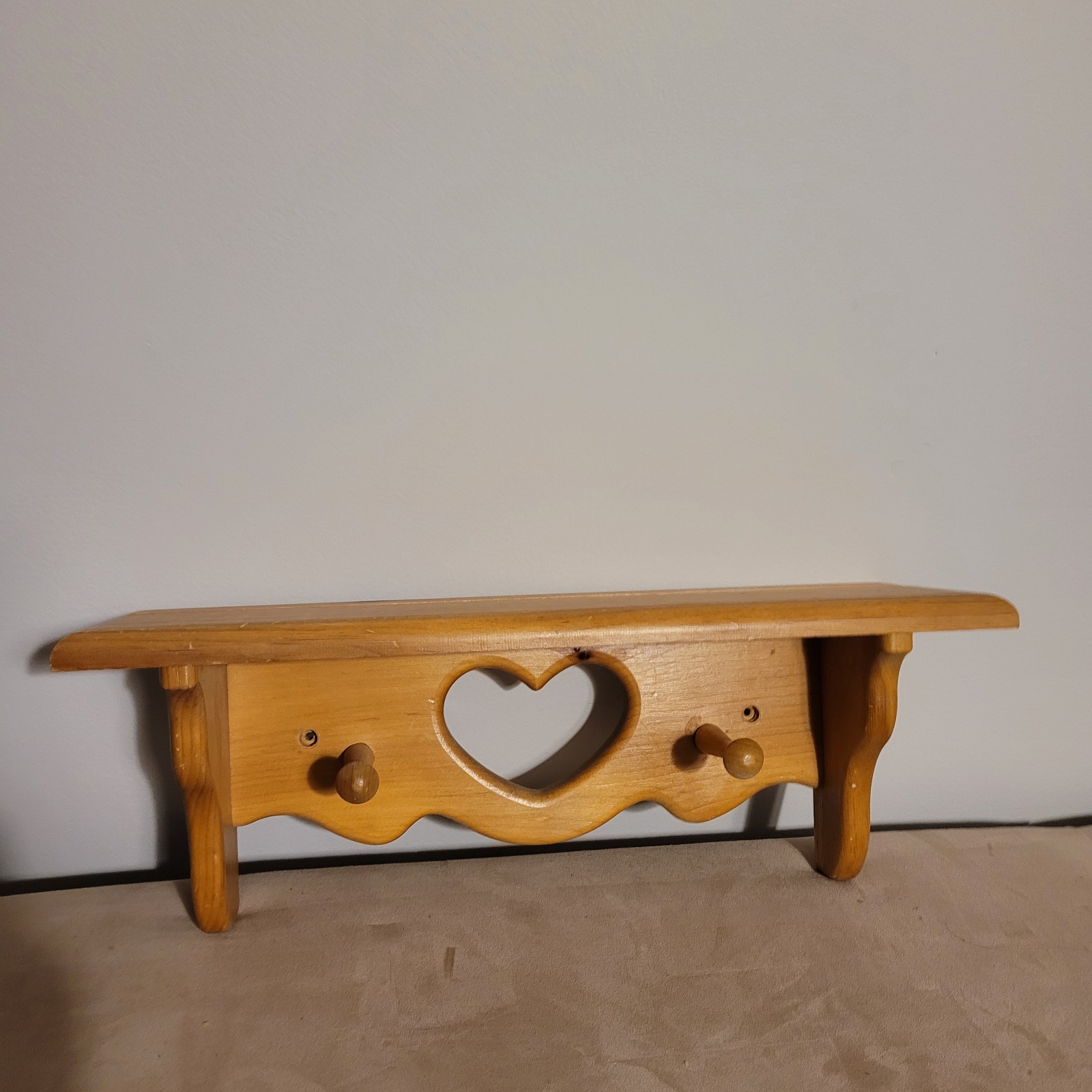 Vtg Wood Wall Kitchen Shelf Teacup Saucer Plate Rack GrannyCore Unique Pegs