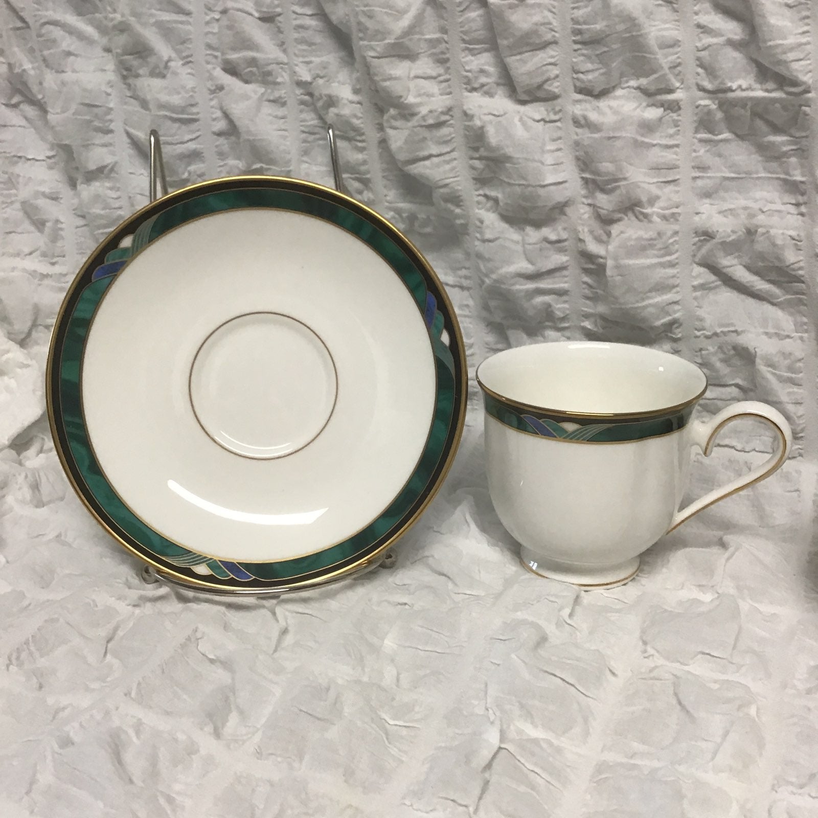 Lenox Cup & Saucer Debut Collection