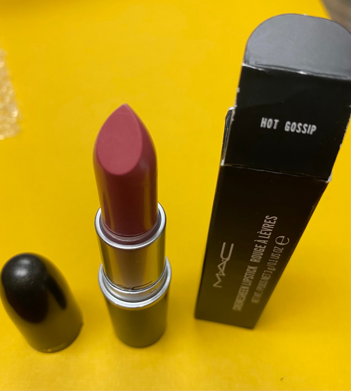 MAC Cremesheen LIPSTICK ~ HOT GOSSIP ~ NEW in BOX