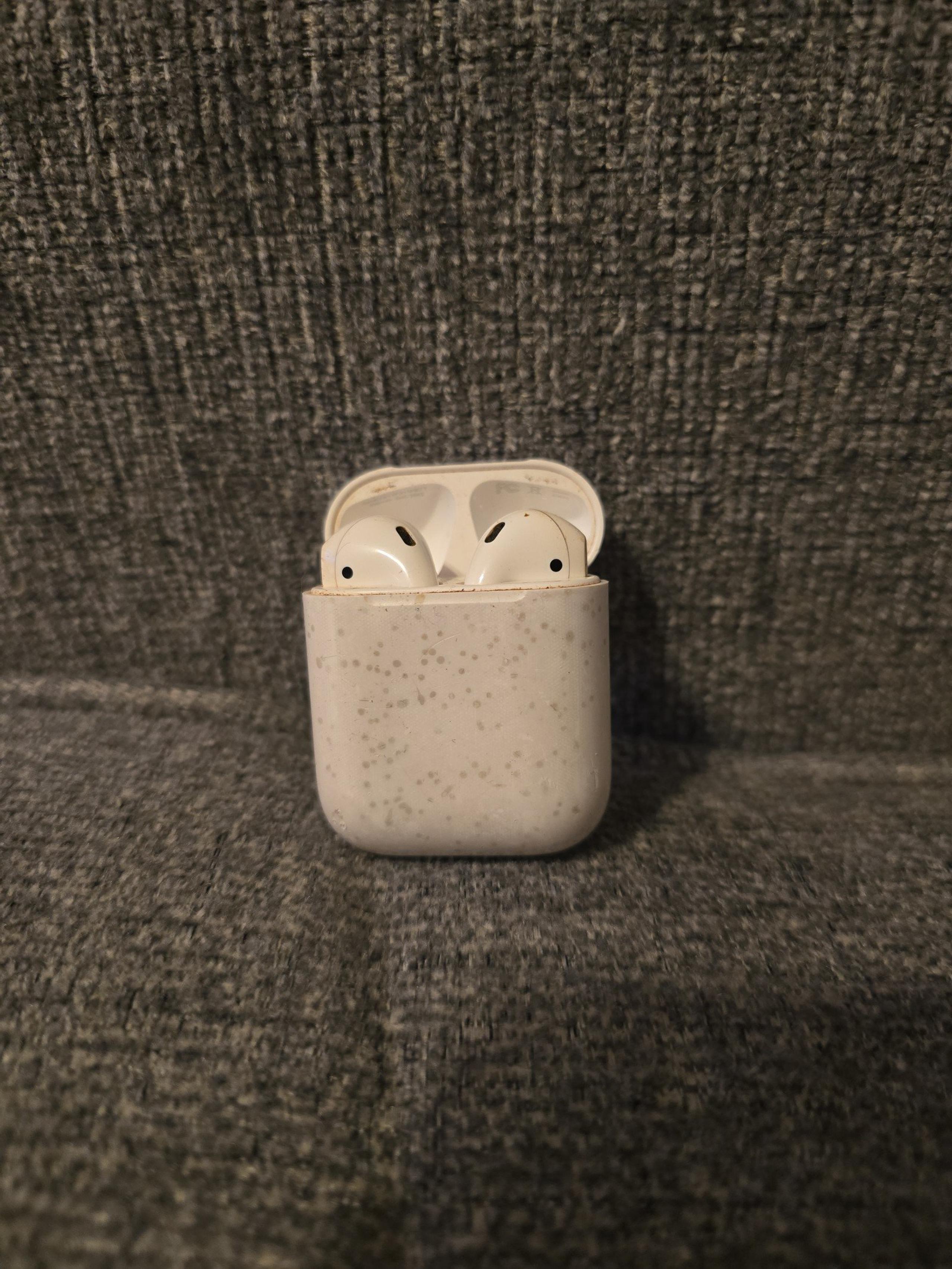 airpods 1st generation
