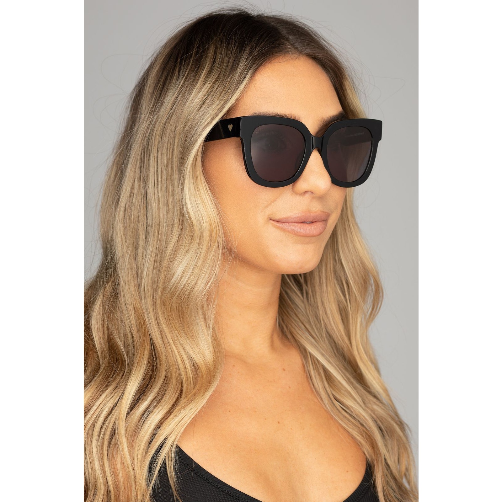 BuddyLove Heather Oversized Sunglasses - Black