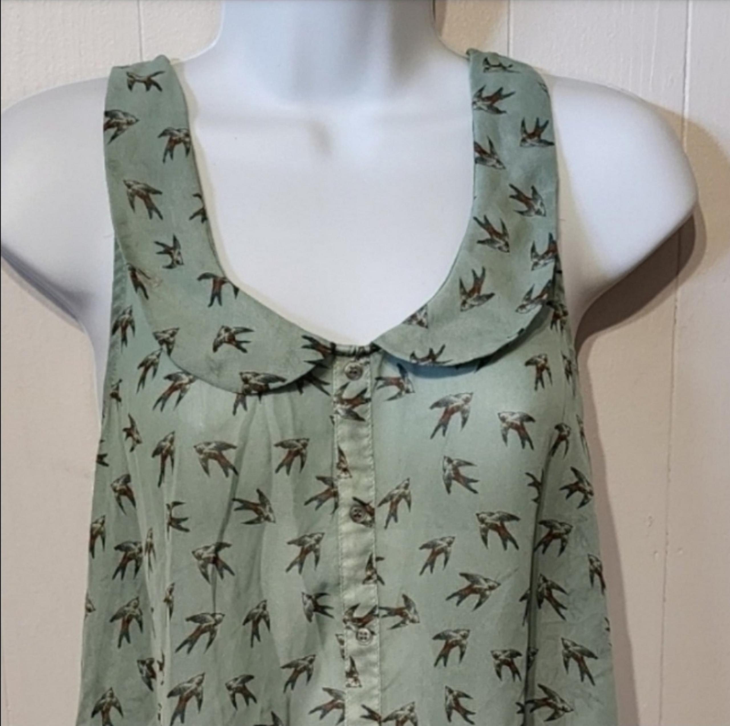 Fire Los Angeles Sleevess Top Small Green Sheer Button Front Birds Casual A169