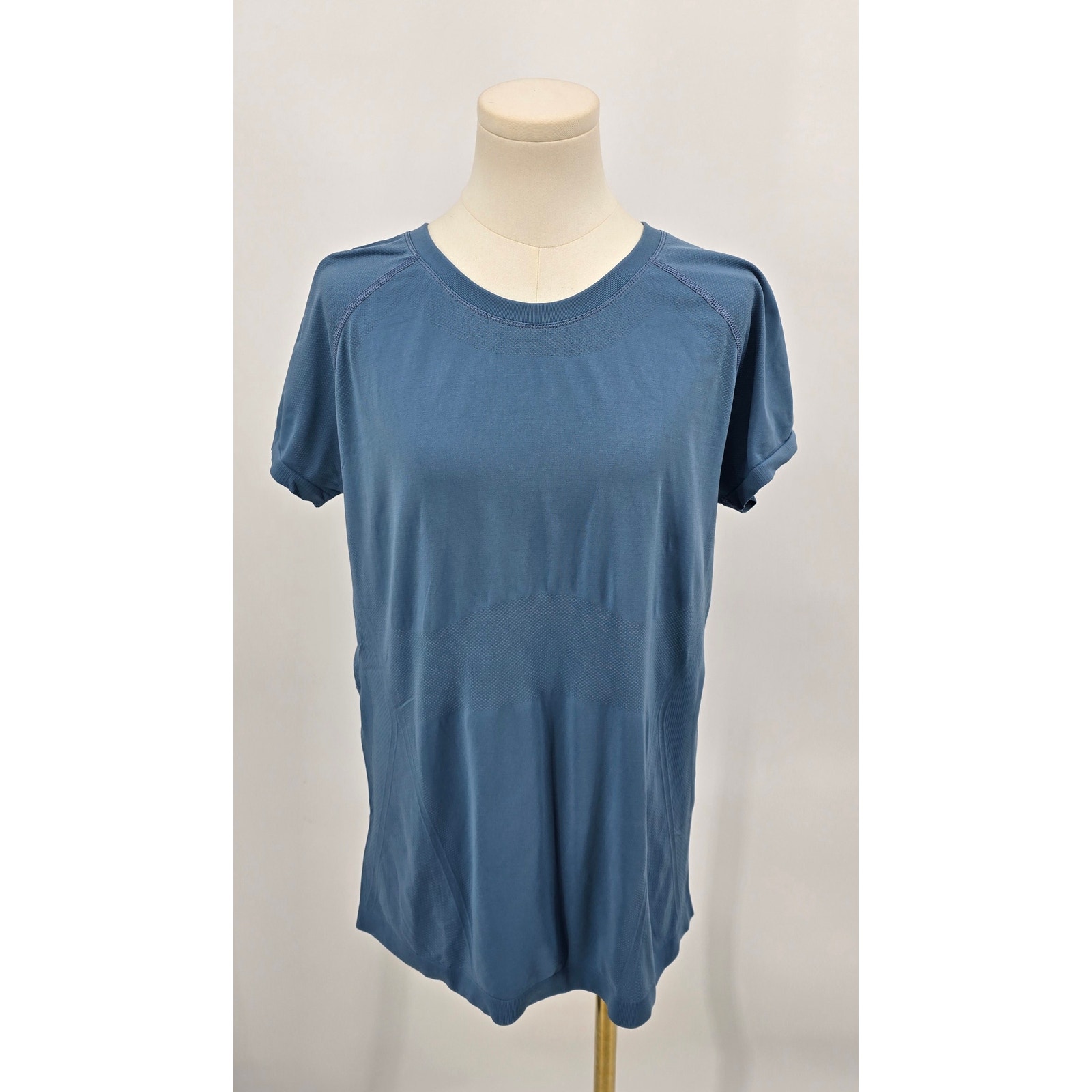 Athleta Momentum Seamless Tee