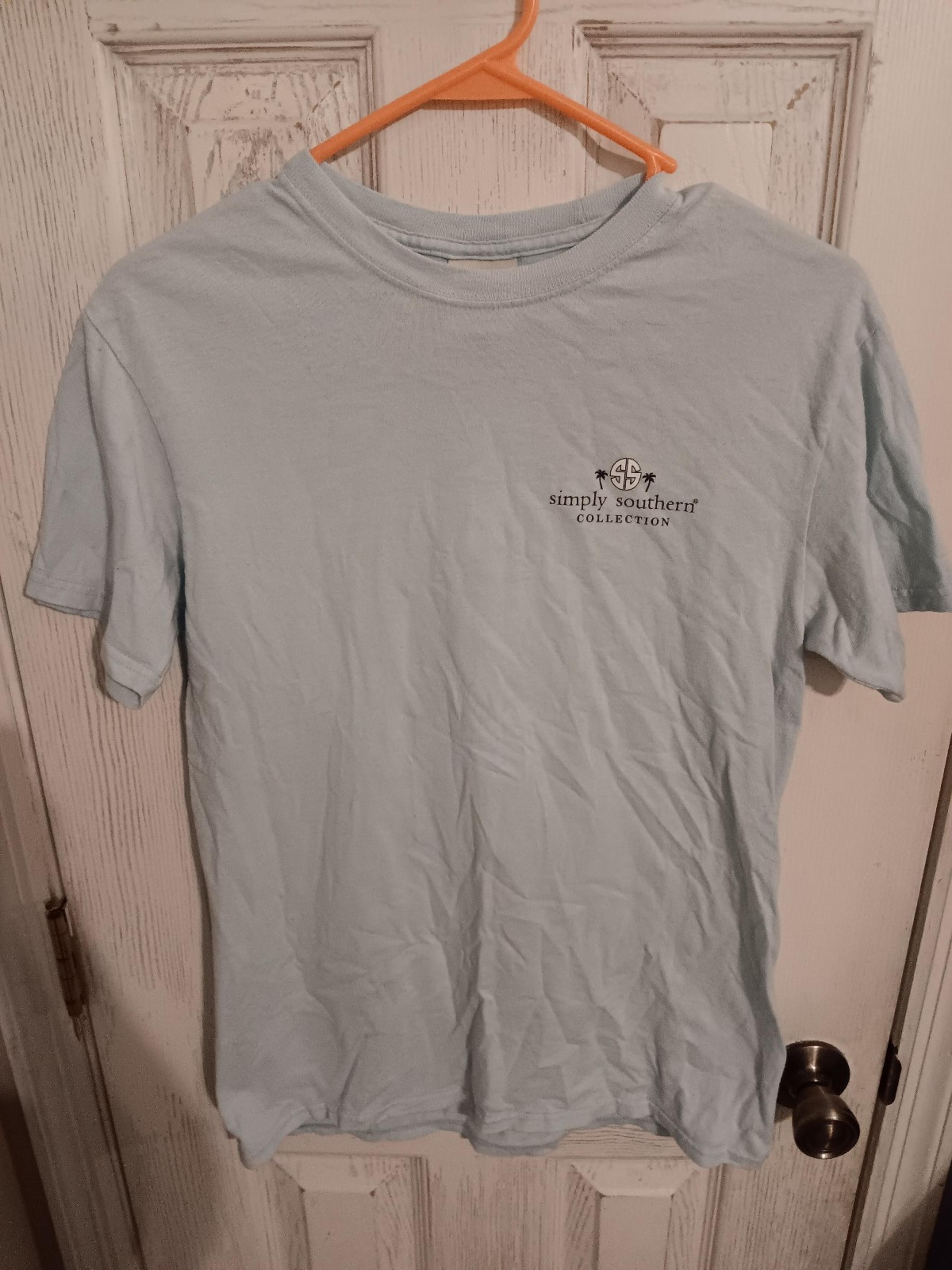 Simply Southern Collection Ladies Blue Small Ocean Breeze Graphic Tshirt