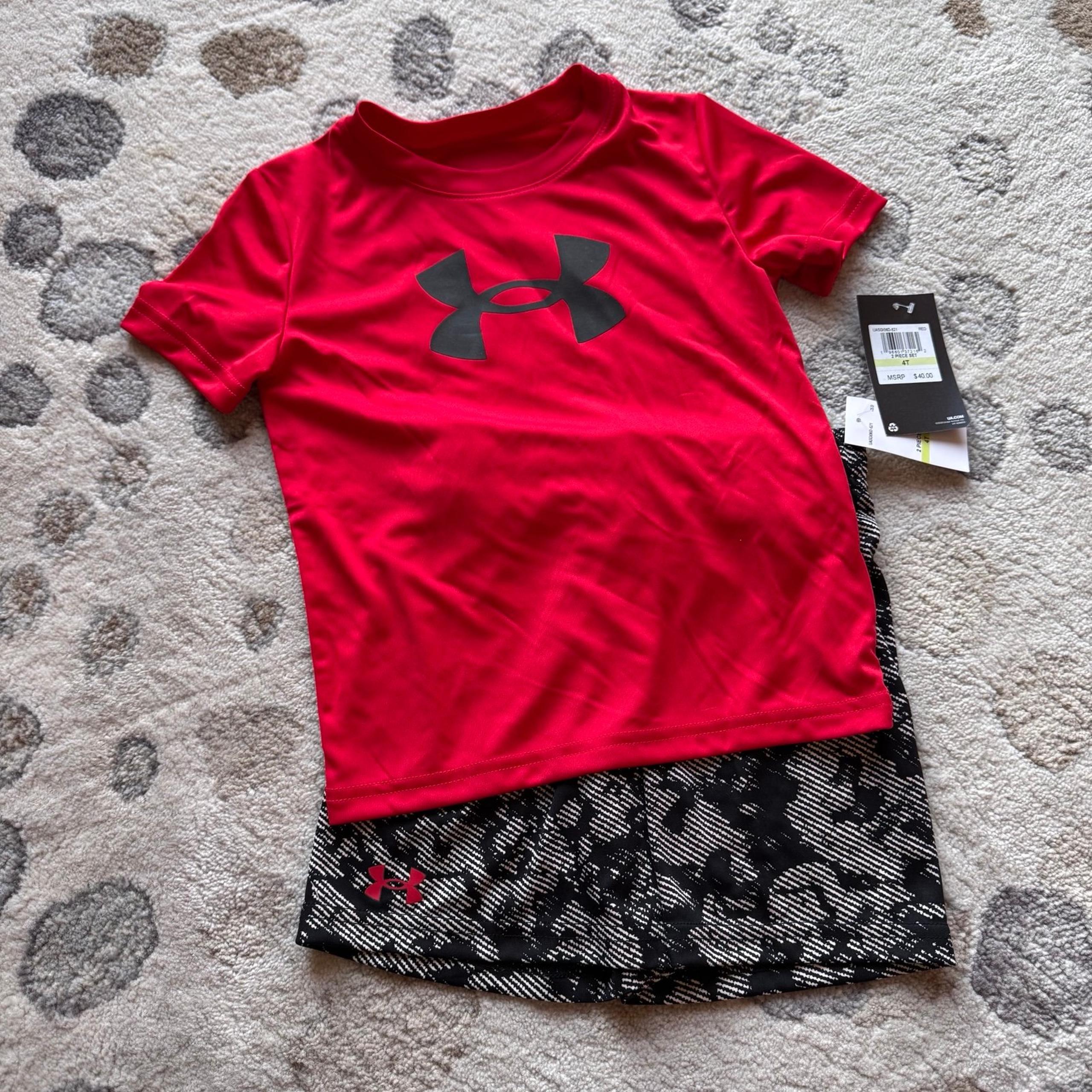Under Armour NWT 2 piece outfit