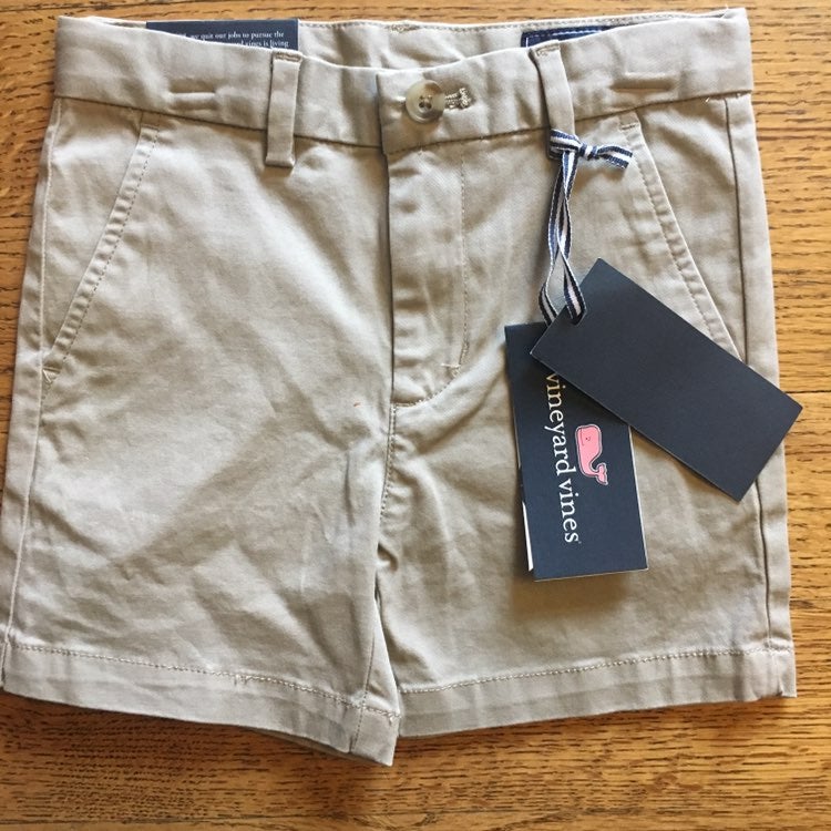 Vineyard Vines Khaki Shorts
