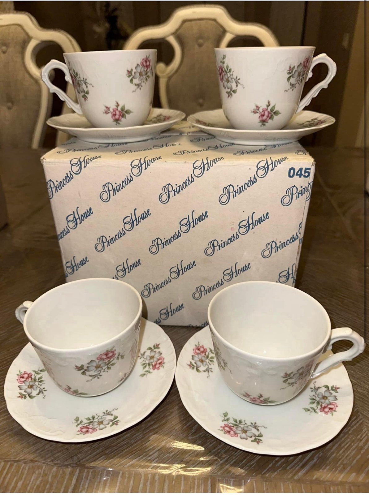 Princess House Rose Garden Tea Set