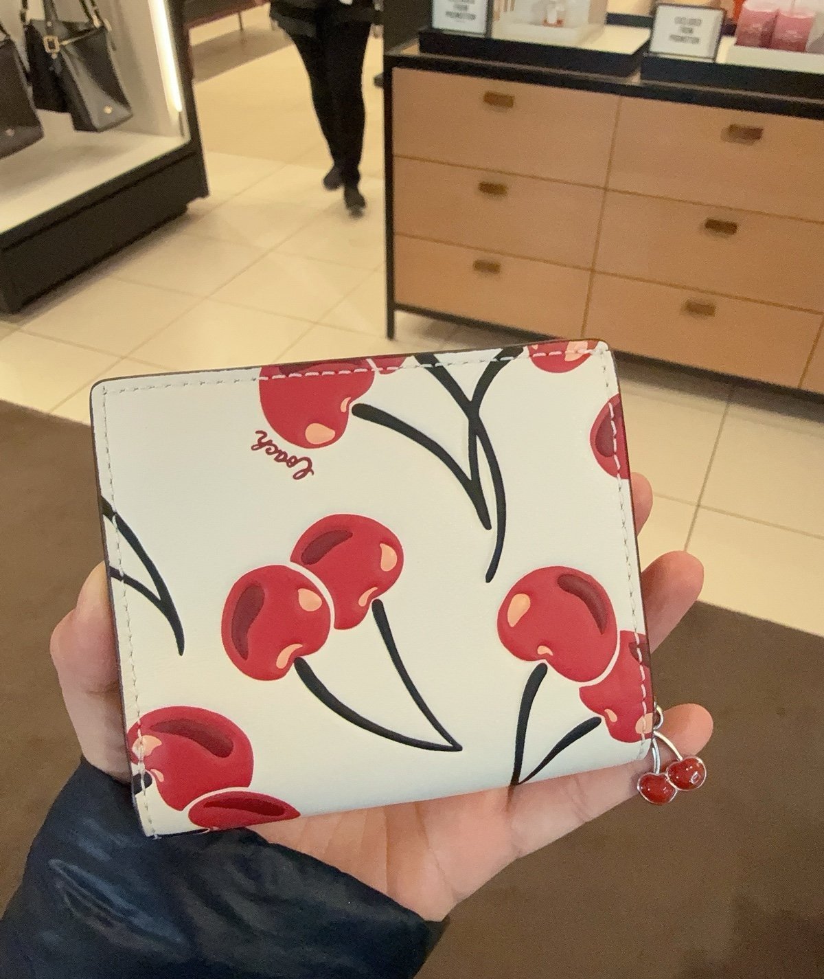 Coach Snap Wallet With Cherry Print CZ618 NWT - detail
