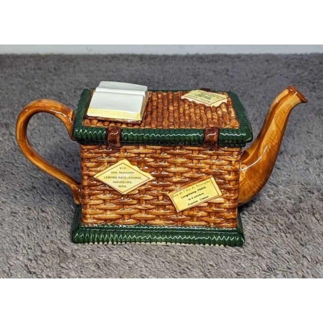 Vintage 1996 Tony Carter Picnic Basket Book Race Tickets 13/1000 Made in England