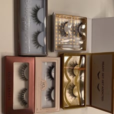 Eyelash bundle