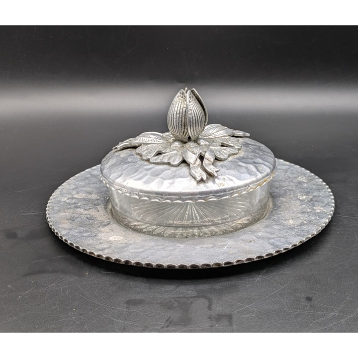 Vtg Rodney Kent Silver Co Hand Wrought Dresser Powder Jar Tulip Lid Covered Dish