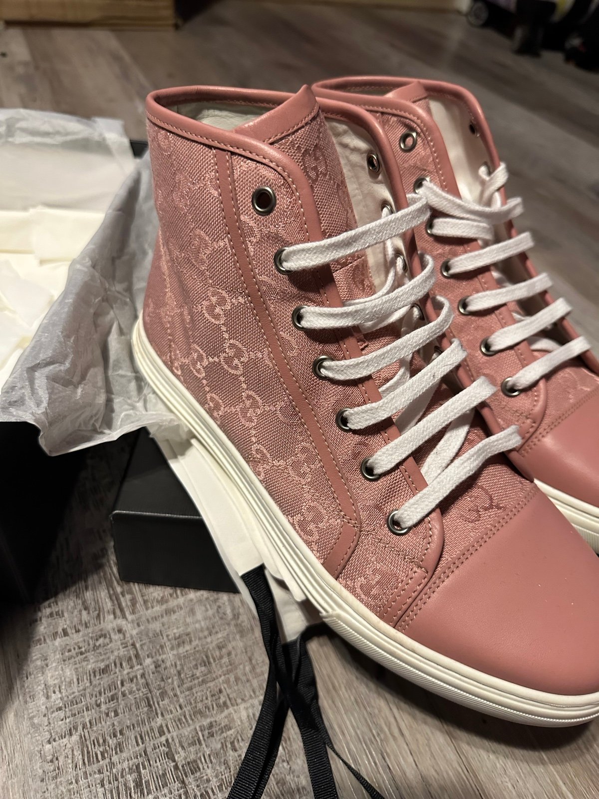 Gucci sneakers
