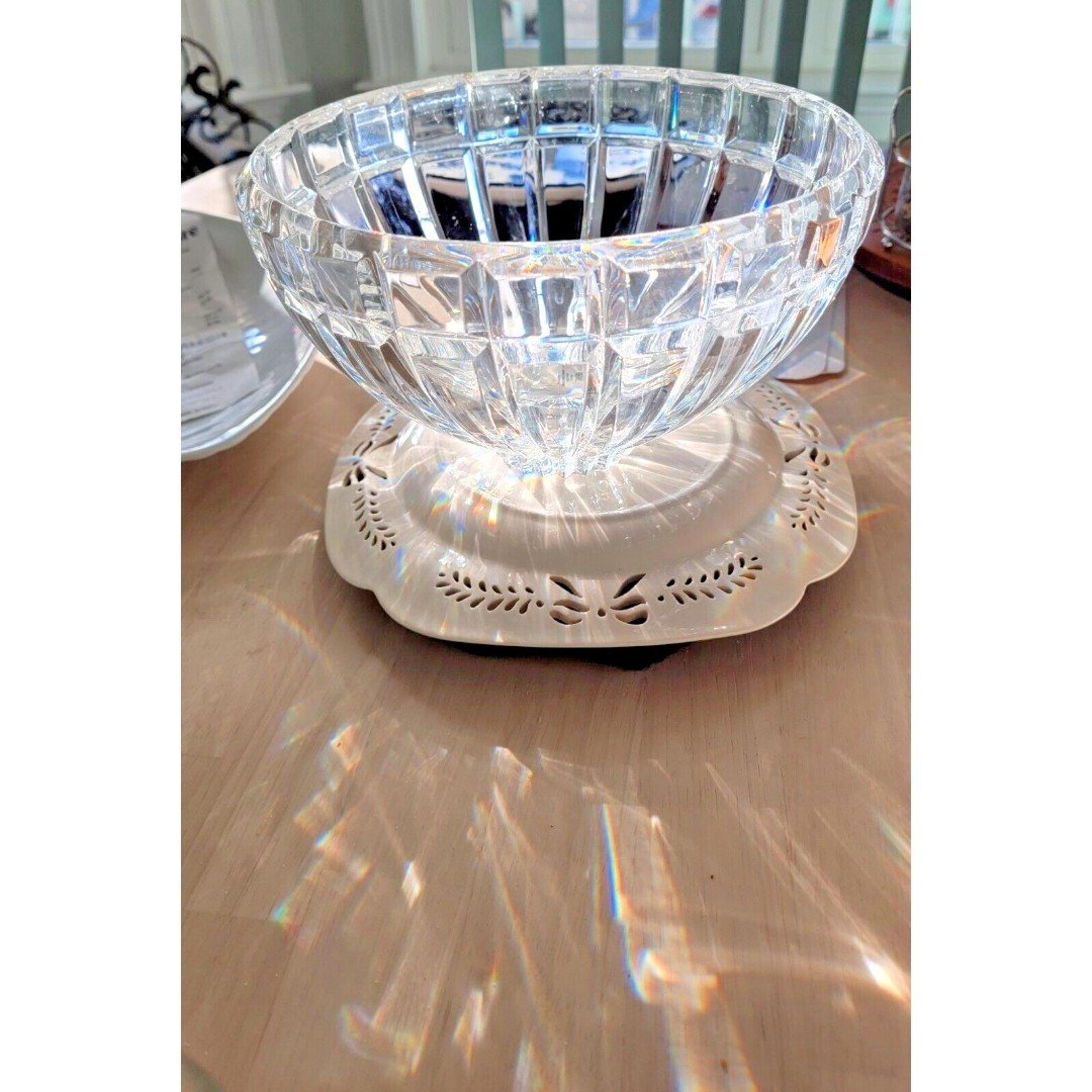 Stunning Mikasa Crystal Reflections Centerpiece Or Serving Bowl 9 x 5.5"