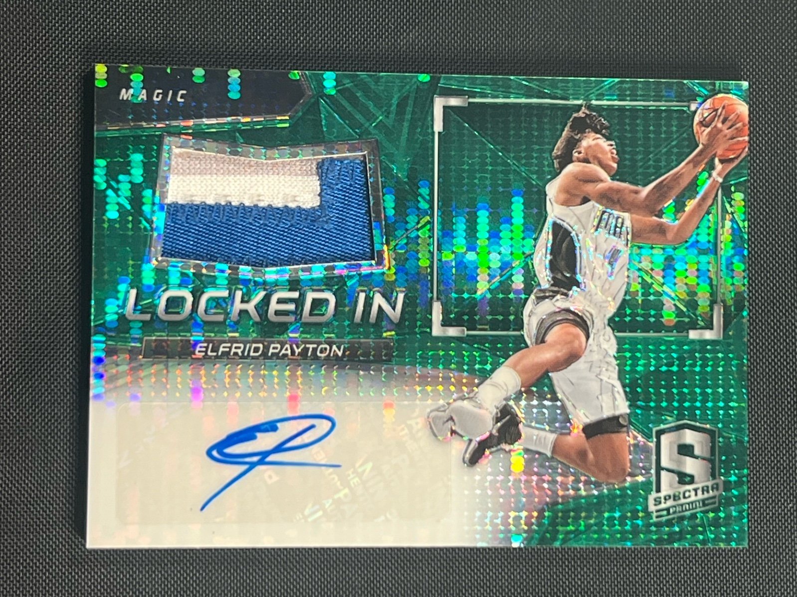 2017 Panini Spectra Patch Auto - Elfrid Payton /5