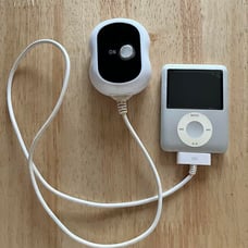 Apple iPod 4GB with Charger