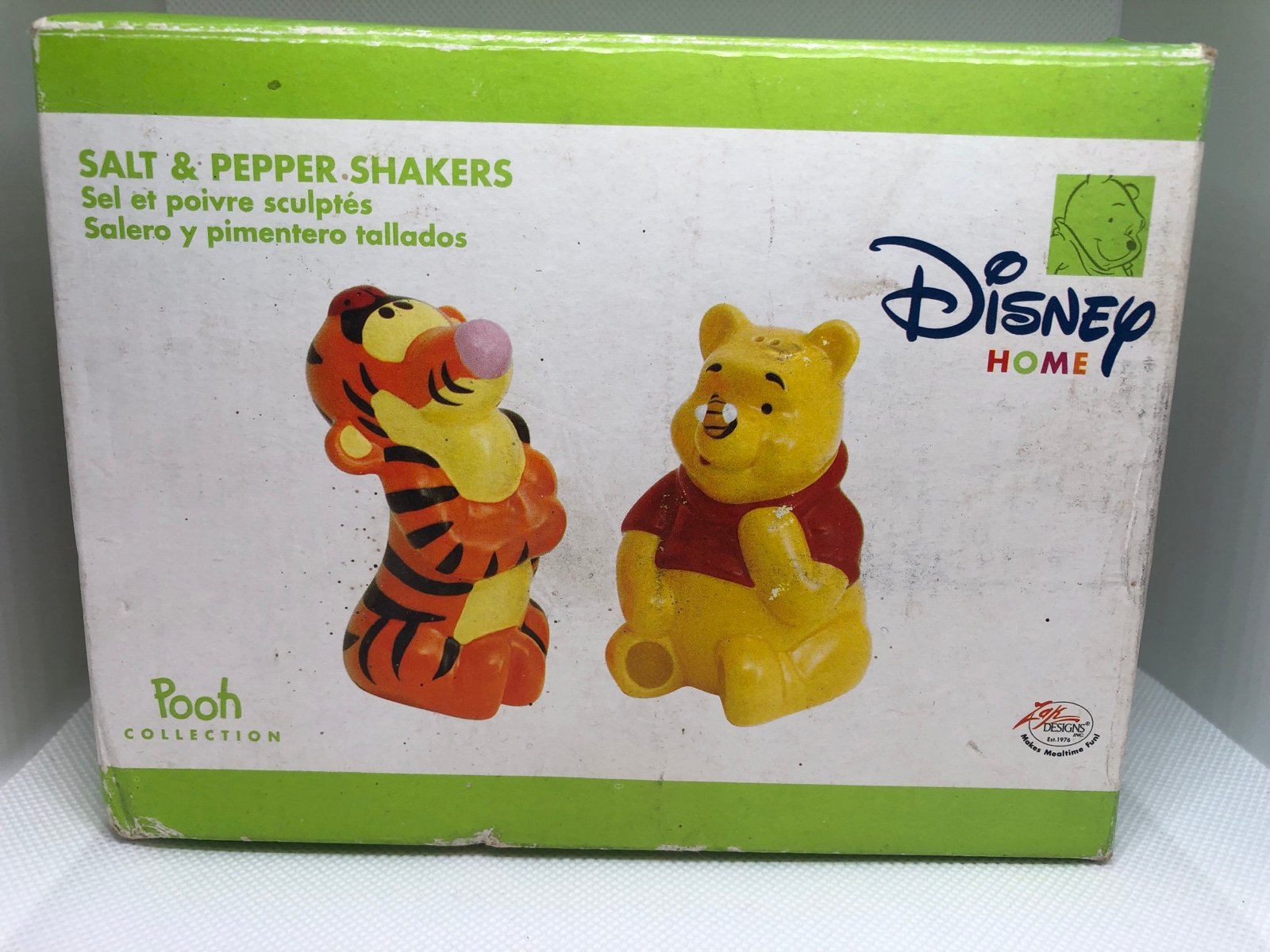 Disney Winnie The Pooh and Tigger 90s salt and pepper shakers