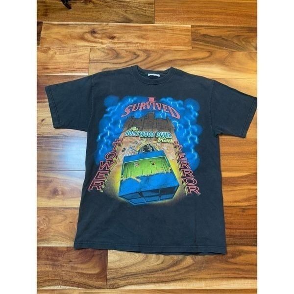 Vintage 90s DISNEY I Survived The Tower of Terror Hollywood Hotel T Shirt M