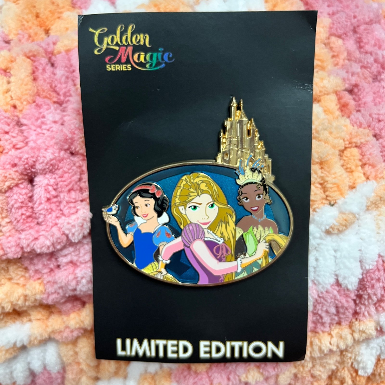 Golden magic rapunzel snowhite tiana disneypin