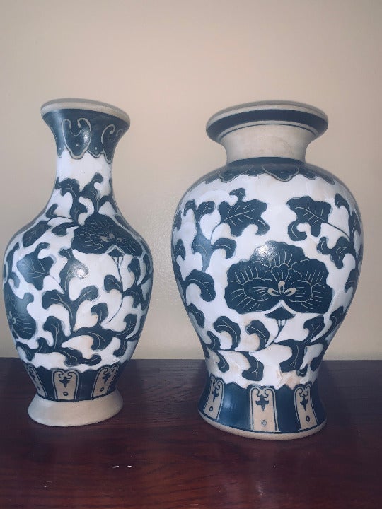 2 Oriental Black/White Floral Vases