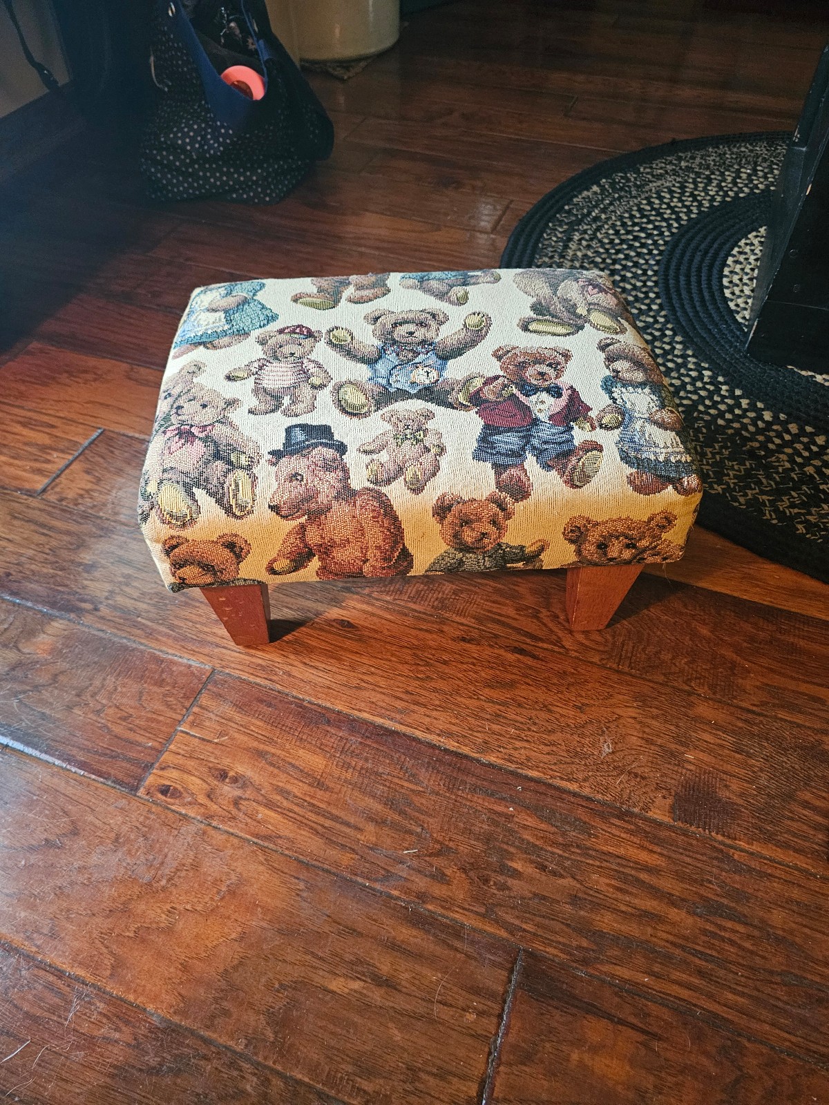 Boyds Bear Footstool