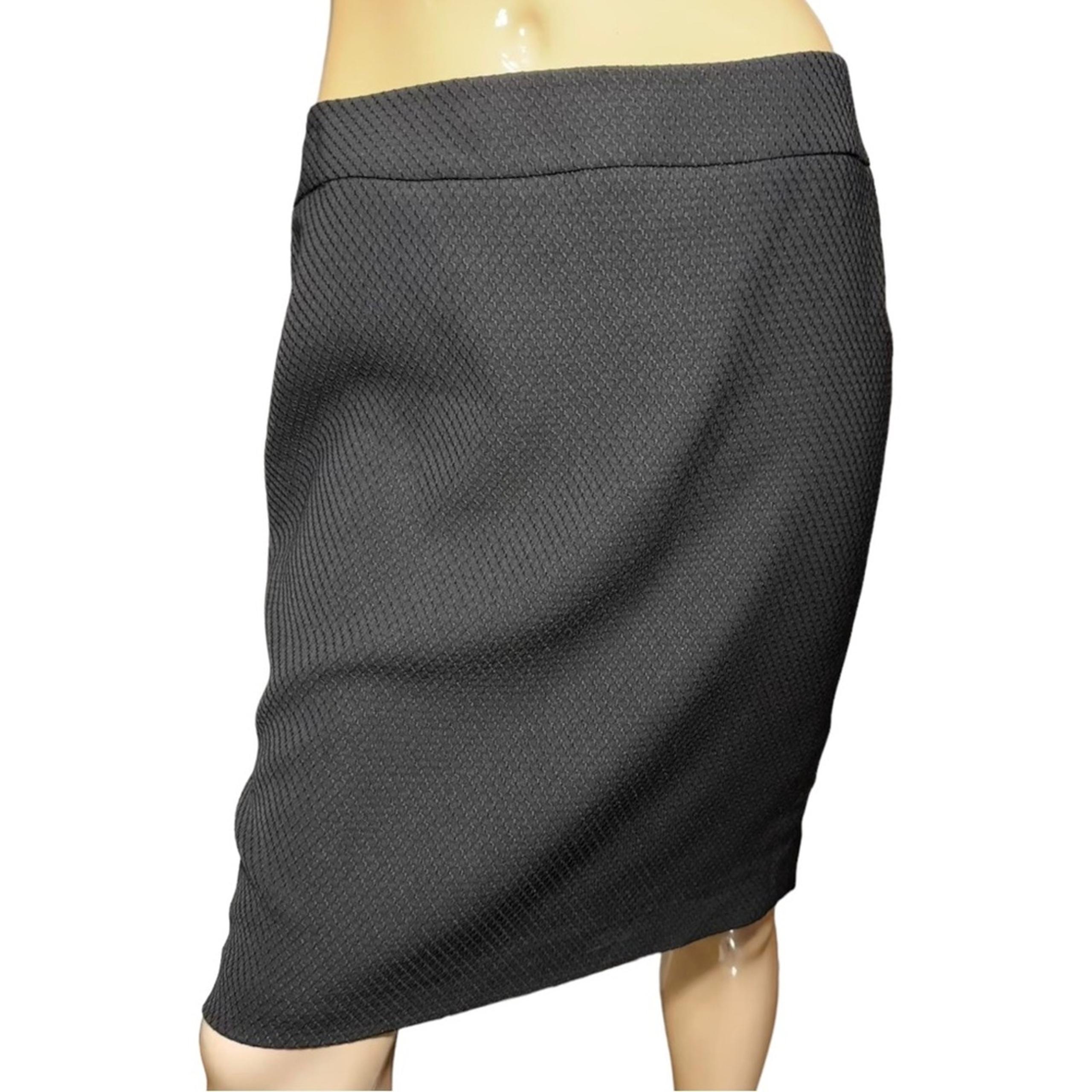 Armani Collezioni Women’s Size 46 10 Black Textured Pencil Straight Skirt