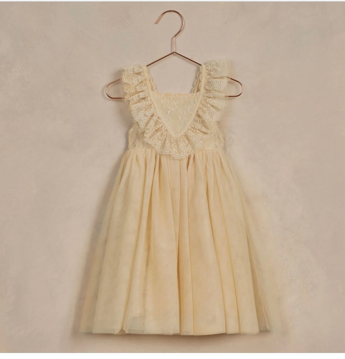 NEW WITH TAGS noralee dorthea dress champagne size 2