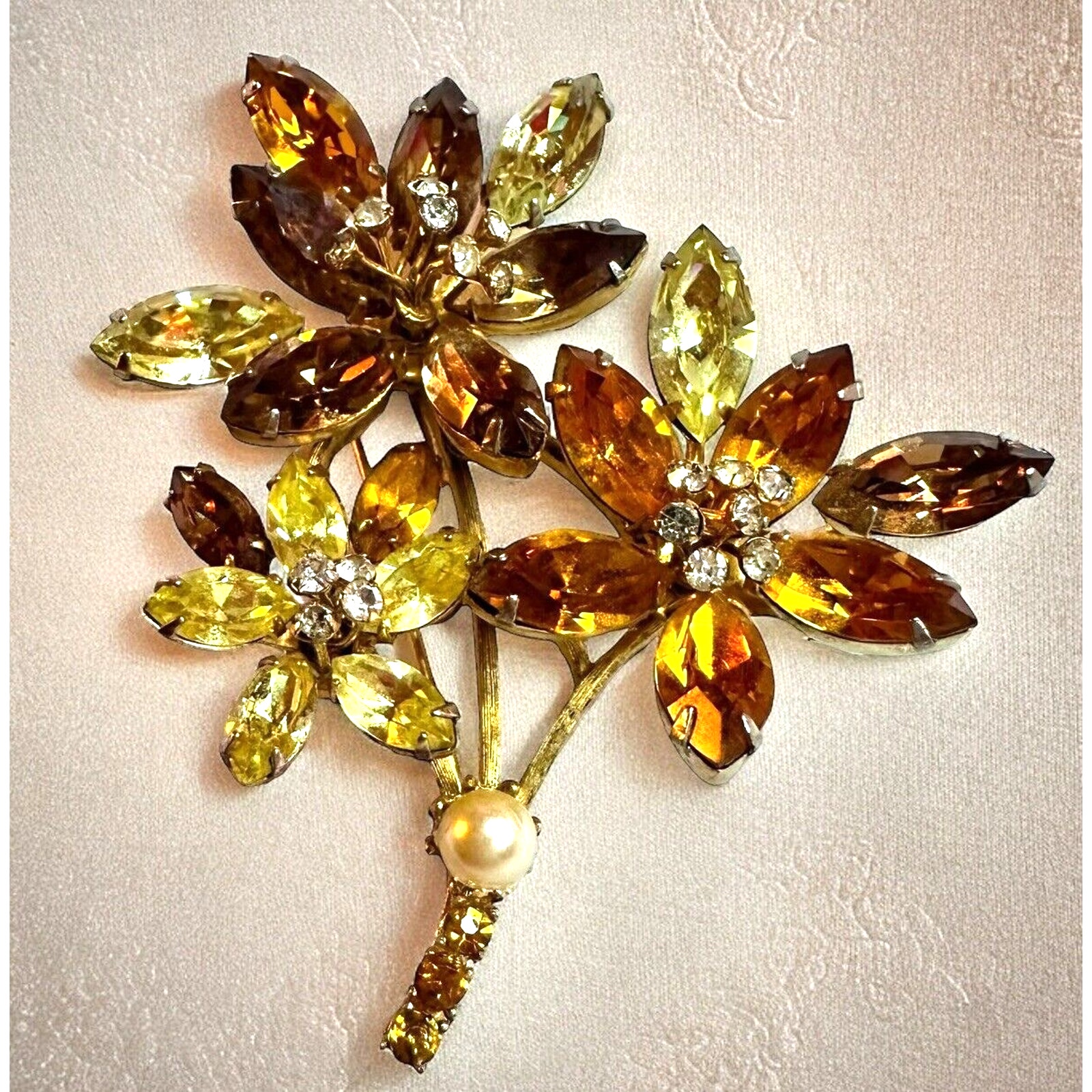 Vintage Vendome Brooch Flower Gold Tone Topaz Color Rhinestones Flower Pin 3 In