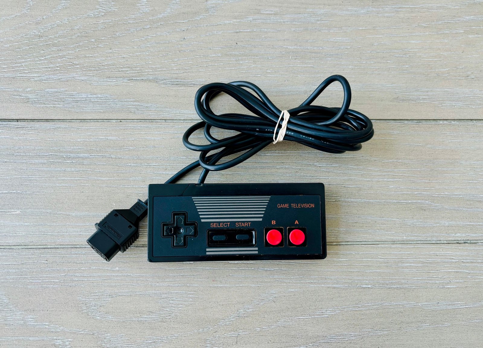 1989 Sharp NES TV Nintendo Game Television Black Controller Authentic OEM