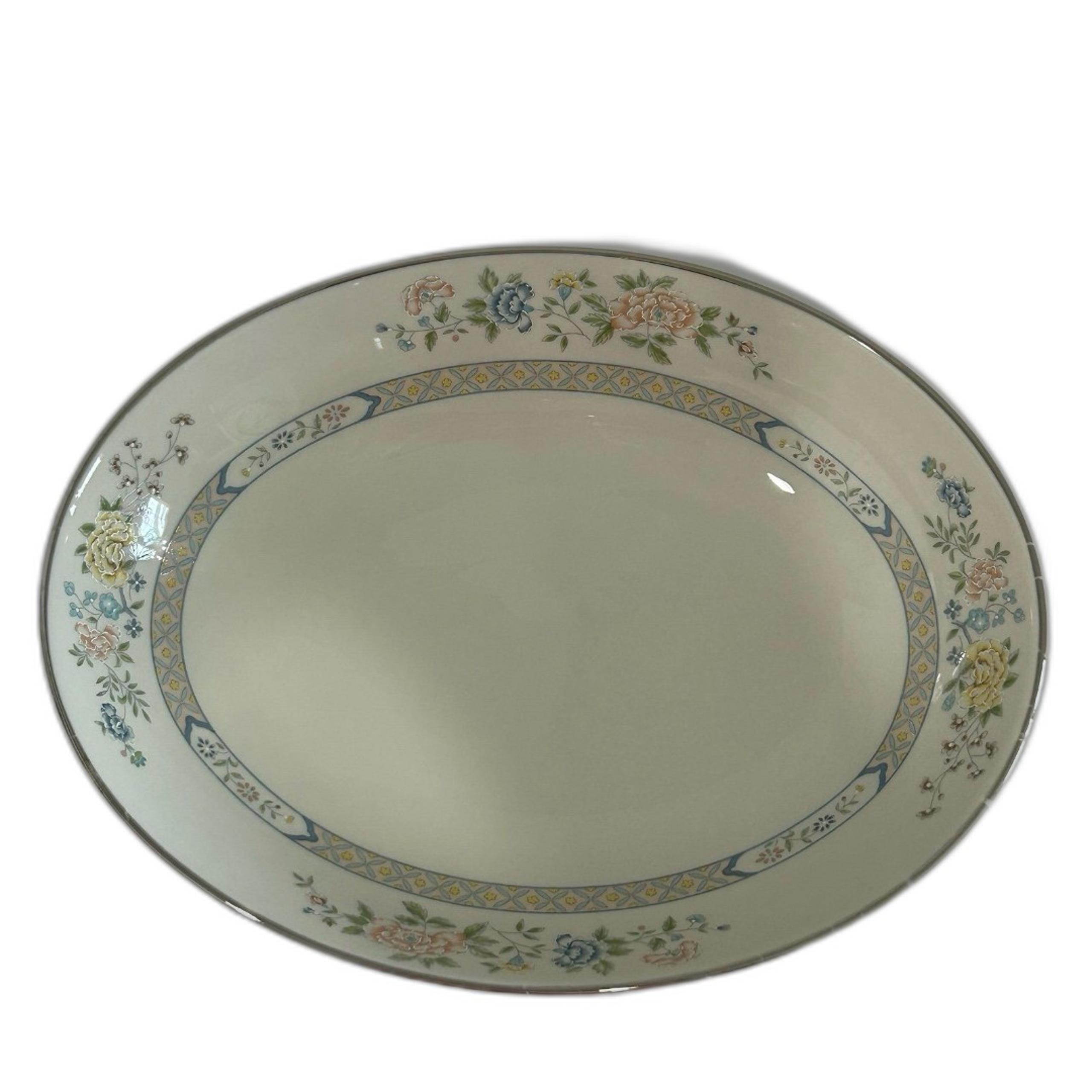 Gorham Fine China Serving / Vegetable Bowl Made in the USA Cherrywood. 9.5”